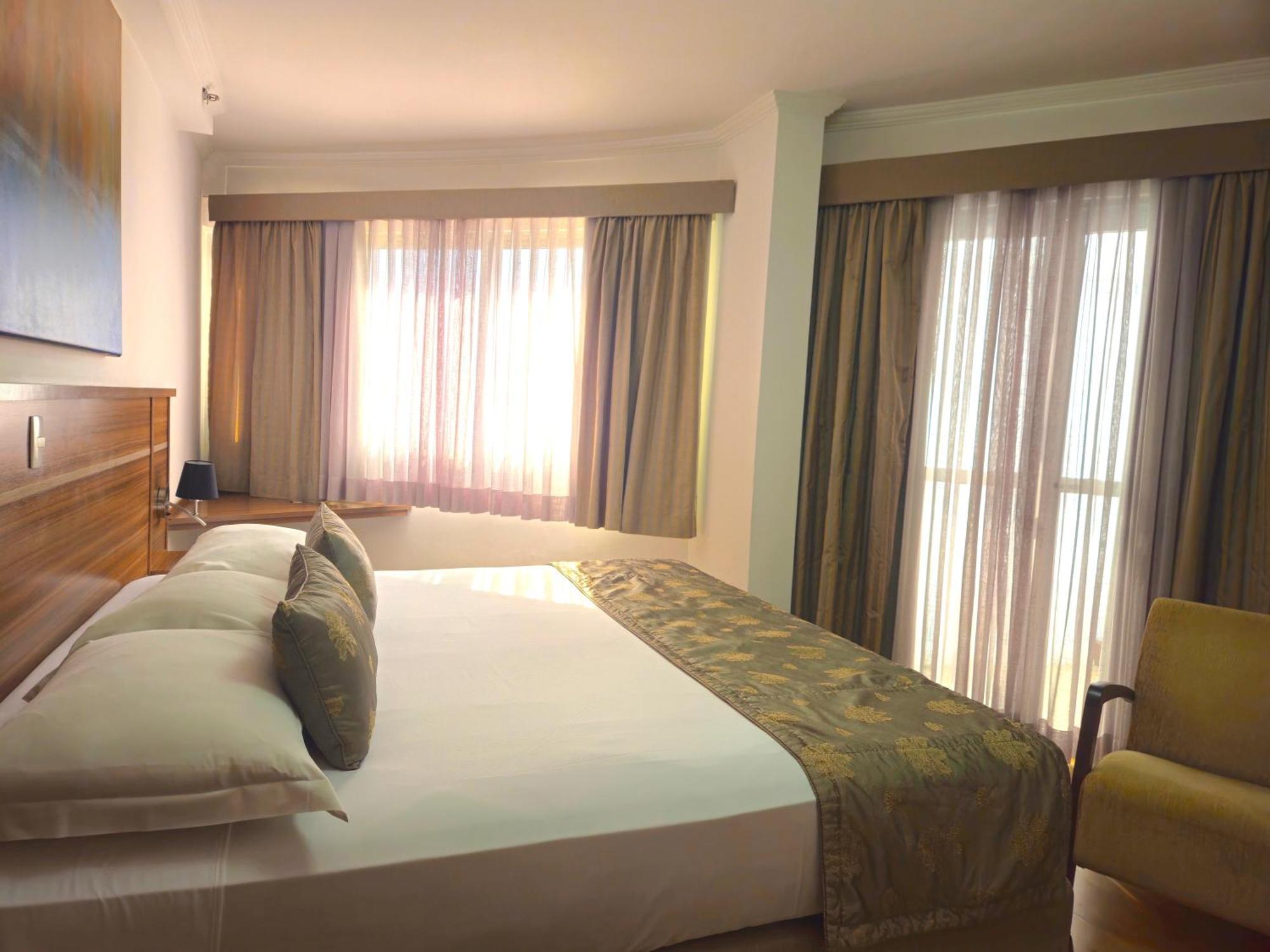 Faro Hotel São José dos Campos المظهر الخارجي الصورة